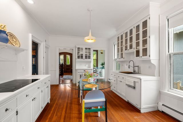 3 Vermont St, Boston, MA 02132