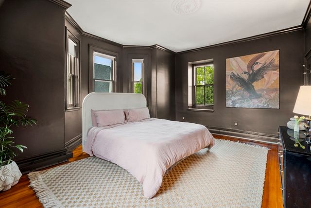 3 Vermont St, Boston, MA 02132