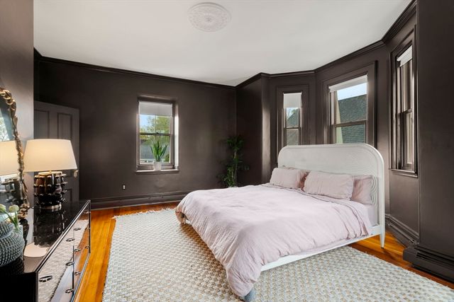 3 Vermont St, Boston, MA 02132