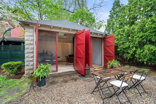 3 Vermont St, Boston, MA 02132