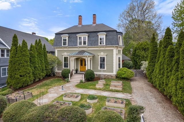 3 Vermont St, Boston, MA 02132