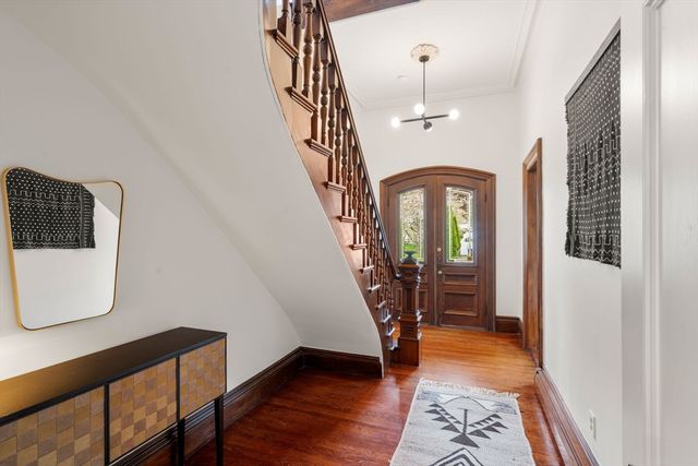 3 Vermont St, Boston, MA 02132