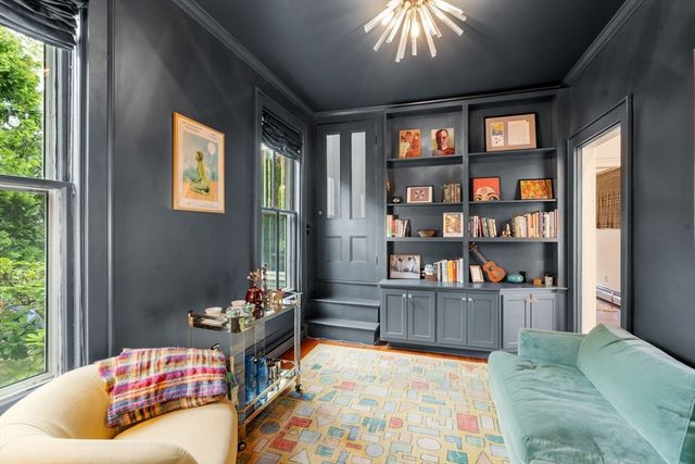 3 Vermont St, Boston, MA 02132
