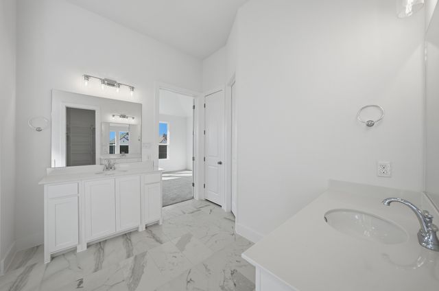 7724 Pondview Lane, Fort Worth, TX 76123