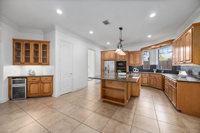 1531 Briar Bend Drive, Friendswood, TX 77546