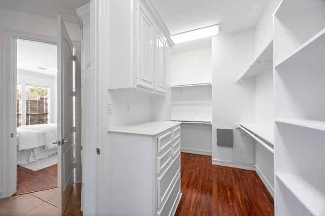 1531 Briar Bend Drive, Friendswood, TX 77546