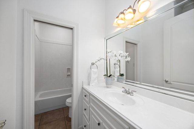 1531 Briar Bend Drive, Friendswood, TX 77546