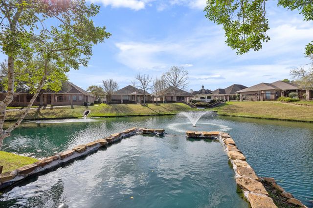 1531 Briar Bend Drive, Friendswood, TX 77546