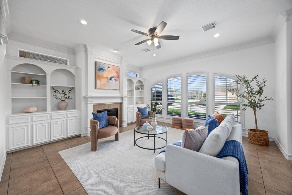 1531 Briar Bend Drive, Friendswood, TX 77546