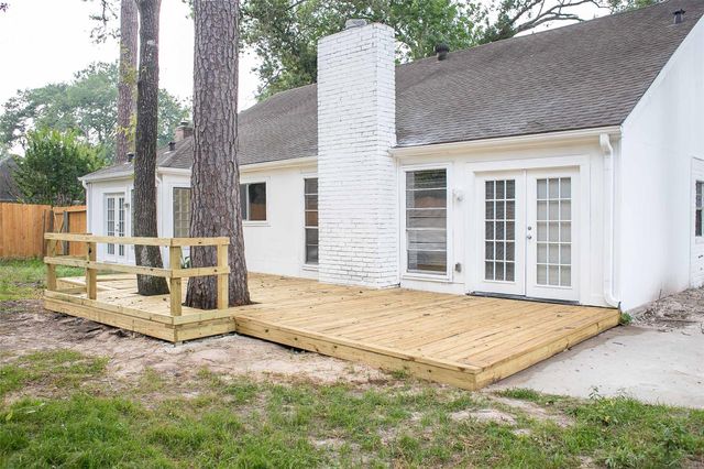 12723 Ravensway Drive, Cypress, TX 77429