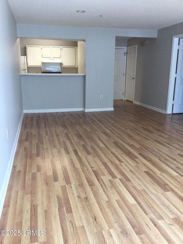 1231 Ladys Island Dr Unit 110, Port Royal, SC 29935