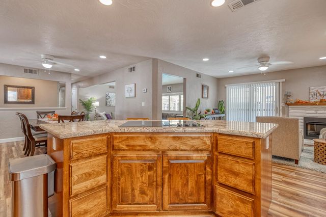 1512 Kruger Dr, Modesto, CA 95355