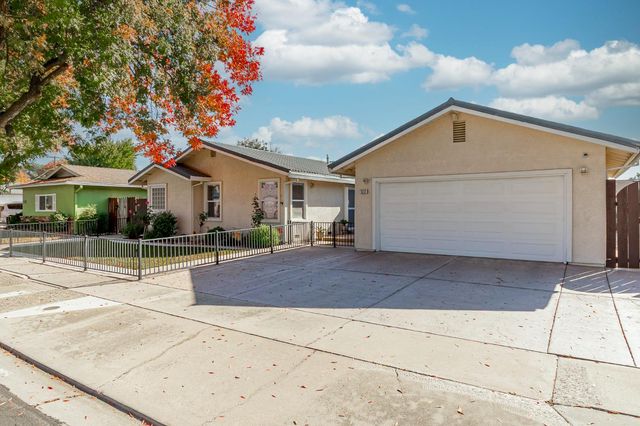 1512 Kruger Dr, Modesto, CA 95355