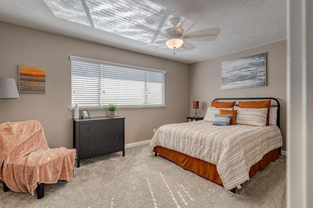 1512 Kruger Dr, Modesto, CA 95355