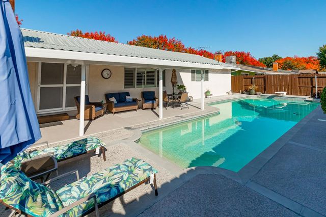 1512 Kruger Dr, Modesto, CA 95355