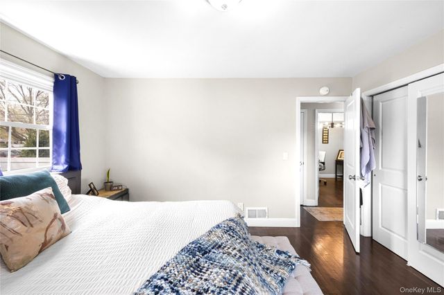 30 Clay Pitts Road, Greenlawn, NY 11740