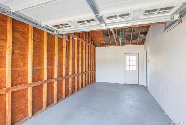 30 Clay Pitts Road, Greenlawn, NY 11740