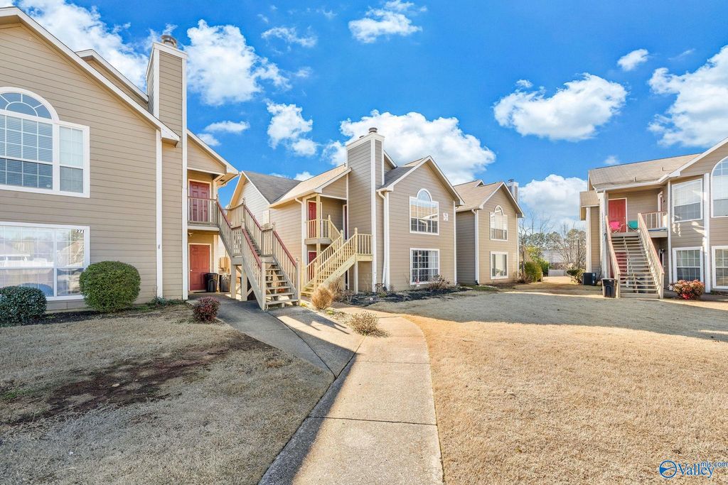 261 Waters Edge Lane, Madison, AL 35758