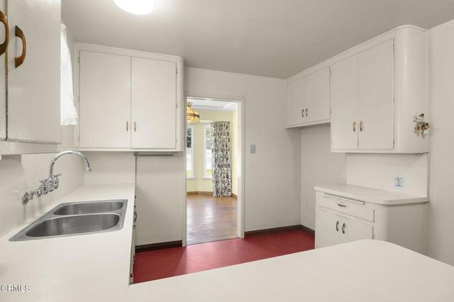 3662 Loma Vista Road, Ventura, CA 93003