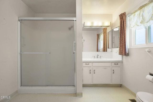 3662 Loma Vista Road, Ventura, CA 93003