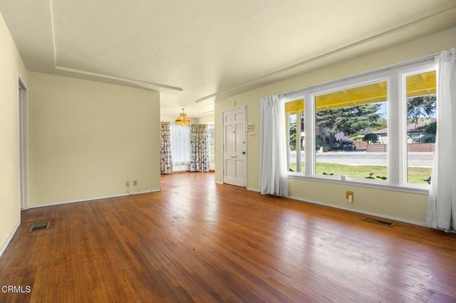 3662 Loma Vista Road, Ventura, CA 93003