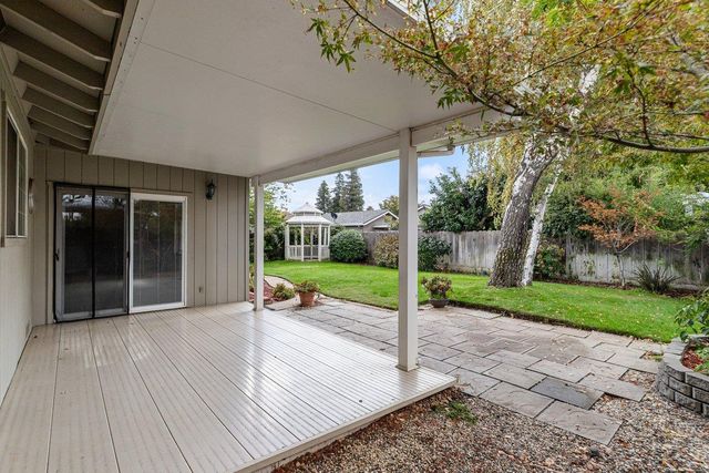 244 California St, Ripon, CA 95366