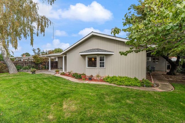 244 California St, Ripon, CA 95366