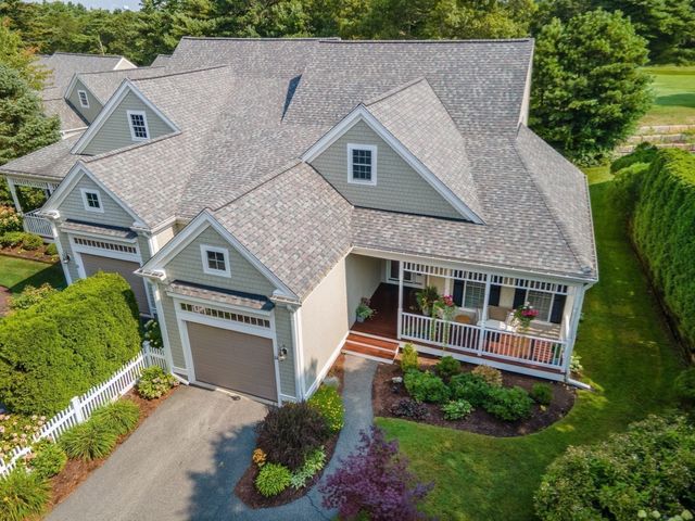 14 Sea Knoll Ct 14, Bourne, MA 02532