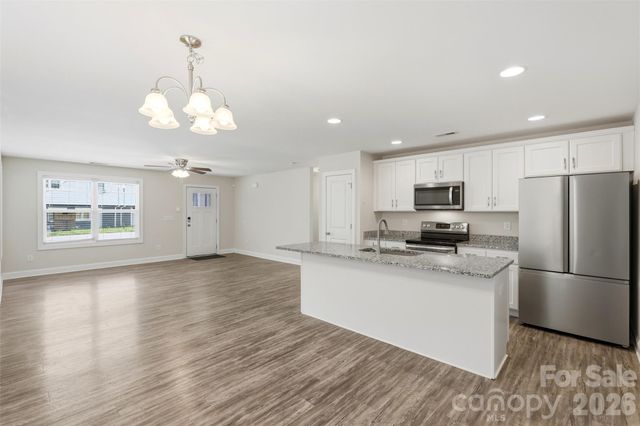 4221 E End Street, Charlotte, NC 28208