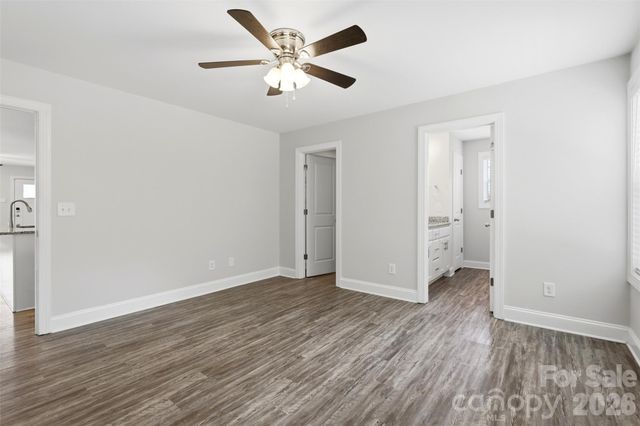 4221 E End Street, Charlotte, NC 28208