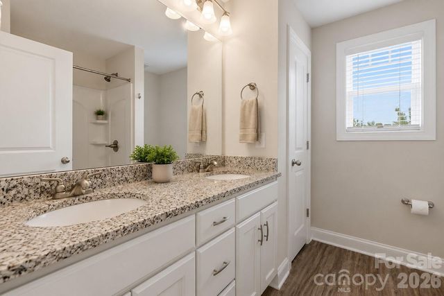 4221 E End Street, Charlotte, NC 28208