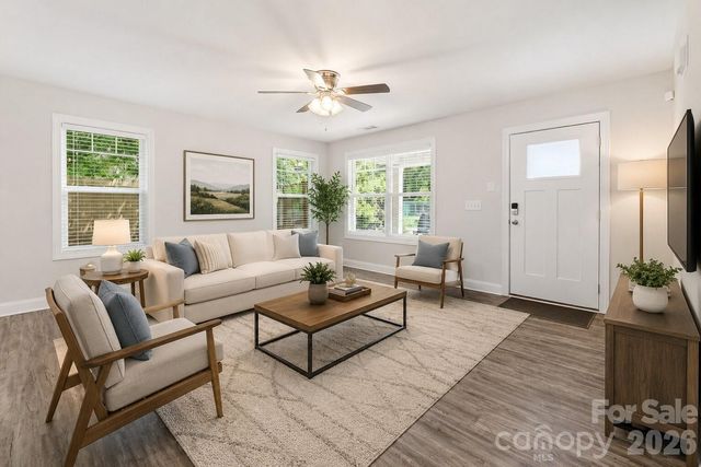 4221 E End Street, Charlotte, NC 28208