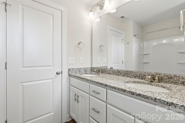 4221 E End Street, Charlotte, NC 28208