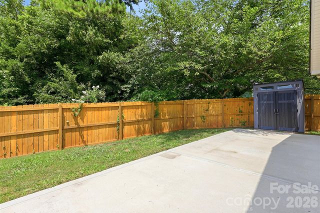 4221 E End Street, Charlotte, NC 28208