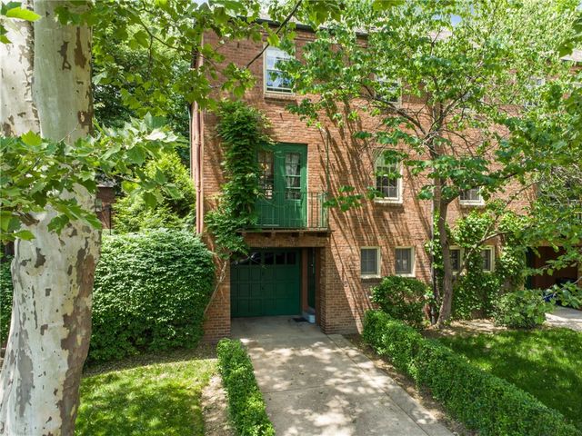 432 Bigham Street, Mt Washington, PA 15211