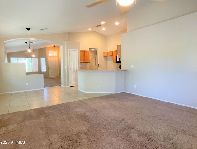 8162 W Pontiac Drive, Peoria, AZ 85382