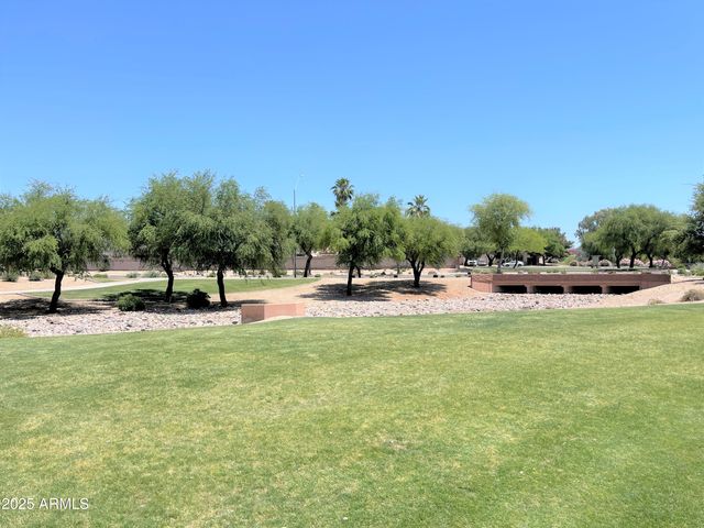 8162 W Pontiac Drive, Peoria, AZ 85382