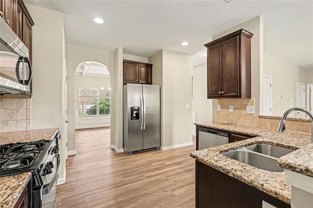 2400 Braelin Loop, Mcdonough, GA 30253