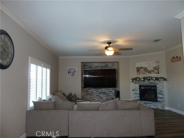 2063 Willowbrook Lane, Perris, CA 92571