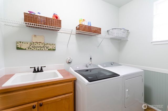 4201 Bainbridge Court NE, Lacey, WA 98516