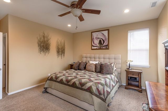 4201 Bainbridge Court NE, Lacey, WA 98516