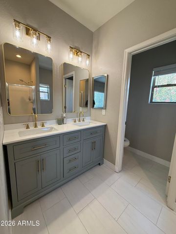 1015 S VAL VISTA Drive 8, Mesa, AZ 85204