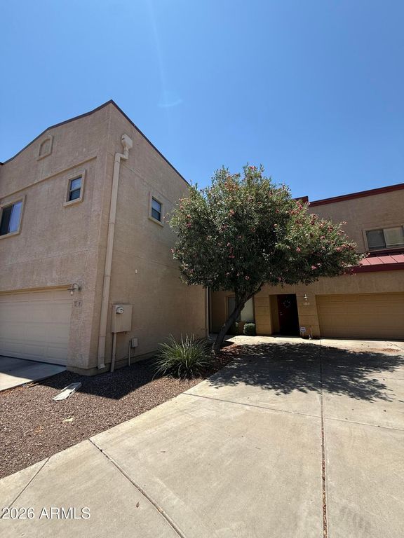 1015 S VAL VISTA Drive 8, Mesa, AZ 85204