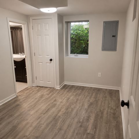412 4th Avenue S, South Saint Paul, MN 55075