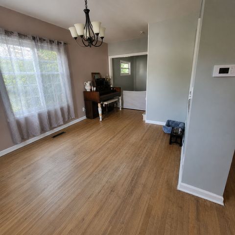 412 4th Avenue S, South Saint Paul, MN 55075