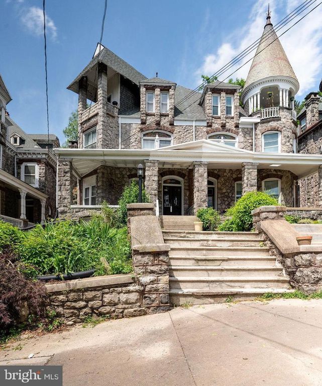 1407 HILL RD, Reading, PA 19602