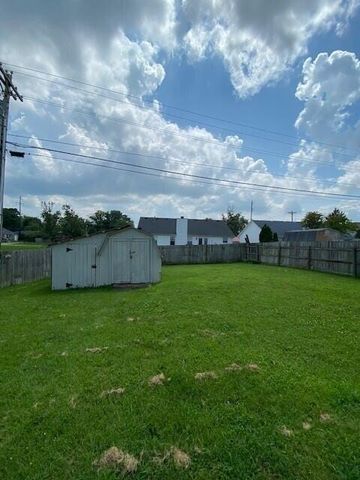 704 Pinoak Drive, Nicholasville, KY 40356