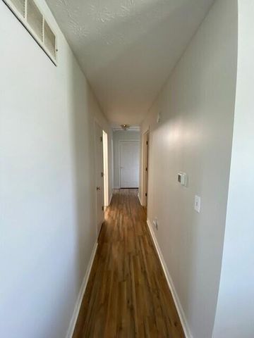 704 Pinoak Drive, Nicholasville, KY 40356