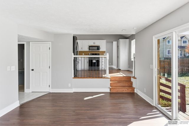 10353 Redick Avenue, Omaha, NE 68134