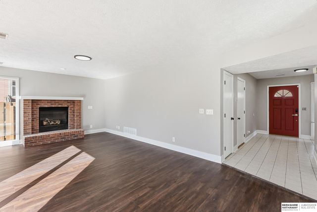 10353 Redick Avenue, Omaha, NE 68134